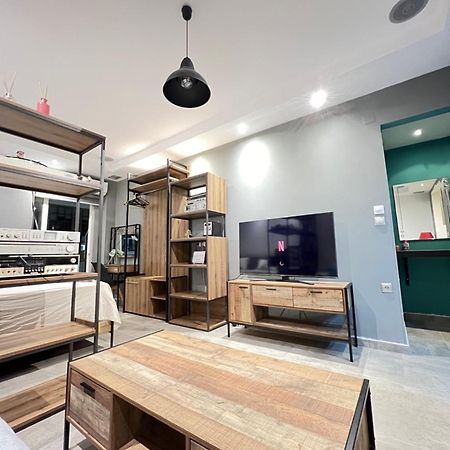 Modern Apartment In The Heart Of The City Alexandroúpolis Ngoại thất bức ảnh