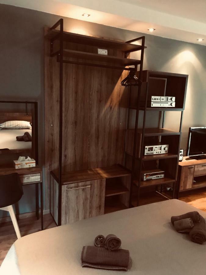 Modern Apartment In The Heart Of The City Alexandroúpolis Ngoại thất bức ảnh